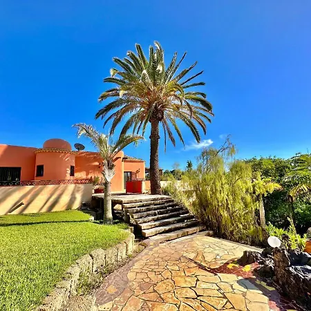 Tropical Garden Guia de Isora (Tenerife)